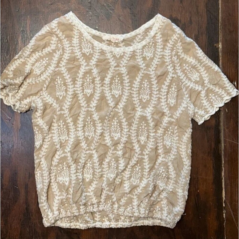 Solitaire Embroidered Floral Top Size Large